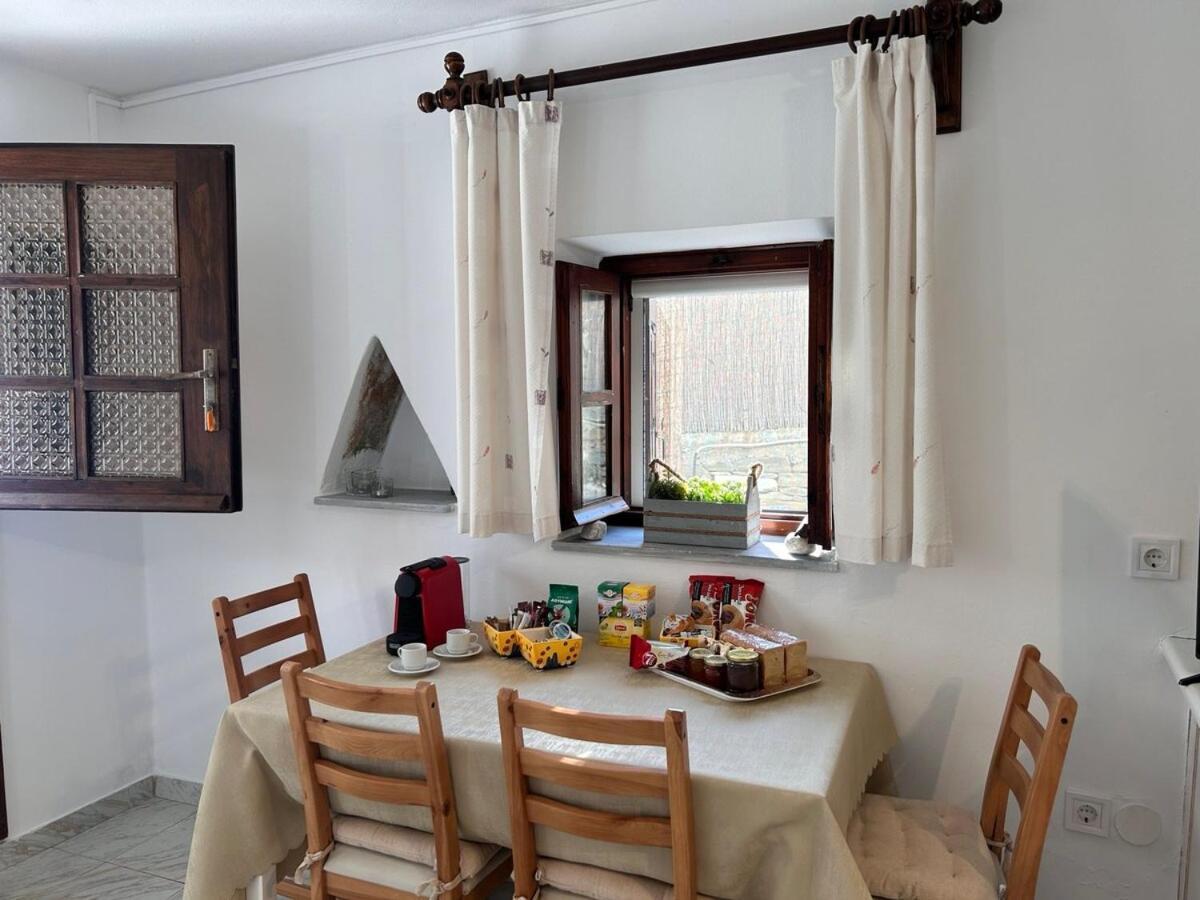 Grandpa Simos' Traditional Guest House Ájosz Romanósz Kültér fotó
